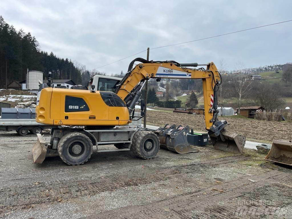 Liebherr A 916 Gumikerekes kotrók