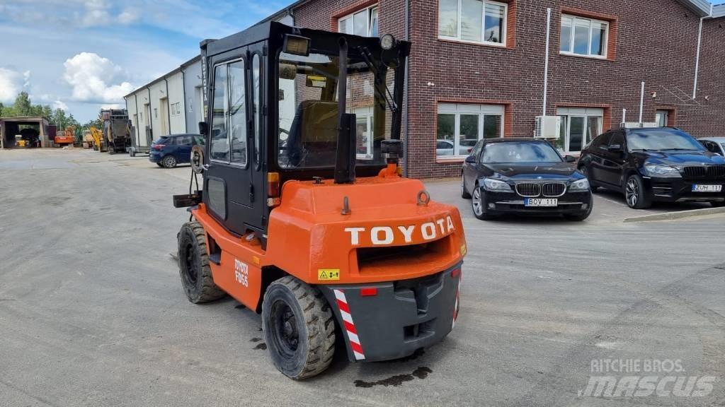 Toyota FD 55 Dízel targoncák