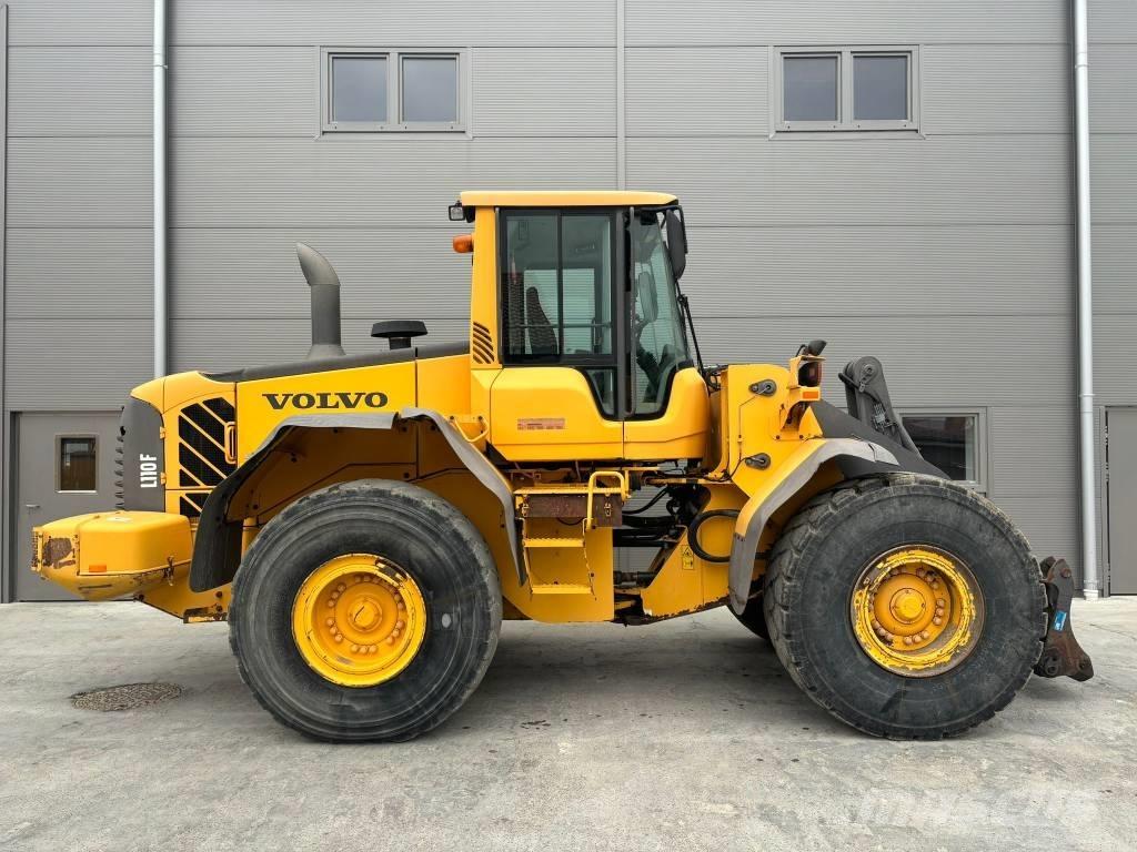 Volvo L 110 F Gumikerekes homlokrakodók