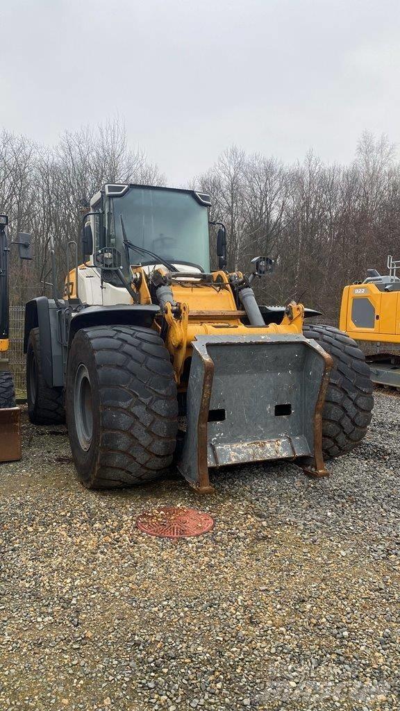 Liebherr L 580 LG Gumikerekes homlokrakodók