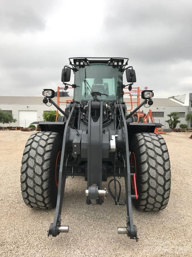 Doosan DL380-7 Gumikerekes homlokrakodók