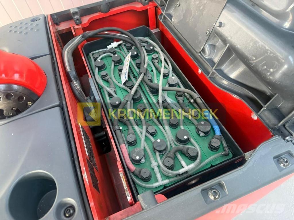 Linde T 30 Alacsony emelőkocsi