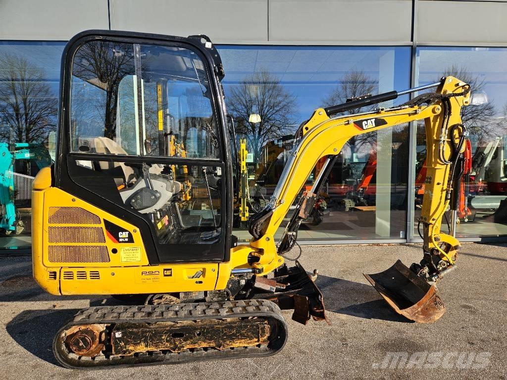 CAT 301.7 D Mini kotrók < 7t