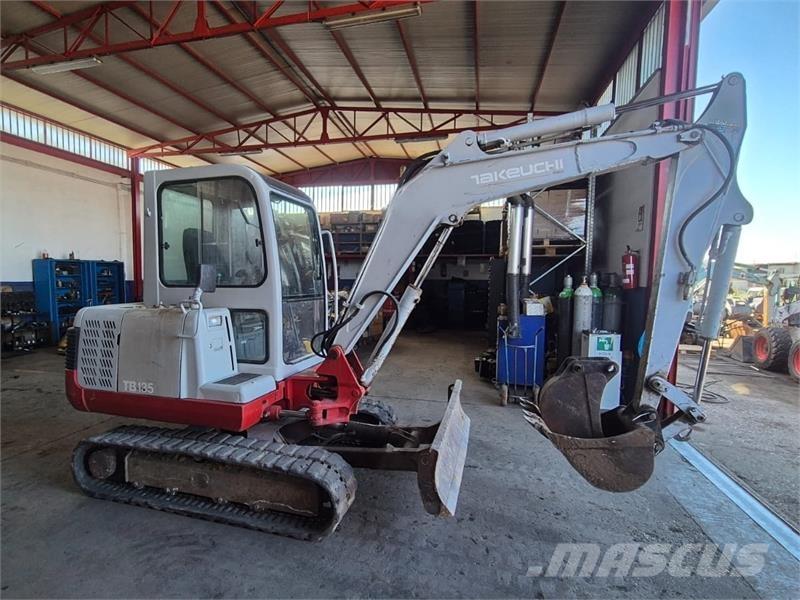 Takeuchi TB135 Mini kotrók < 7t