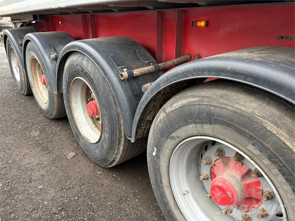 CMT 4aks Tiptrailer Billenő félpótkocsik