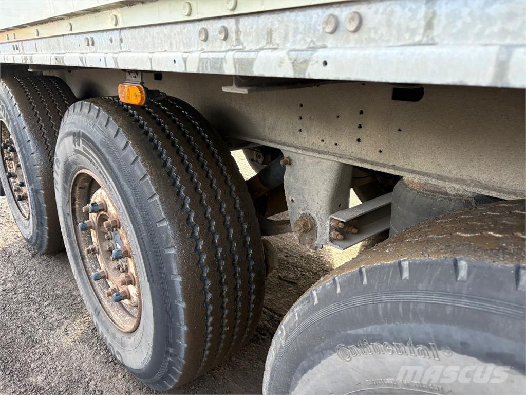 Schmitz 3aks Dobozos félpótkocsik