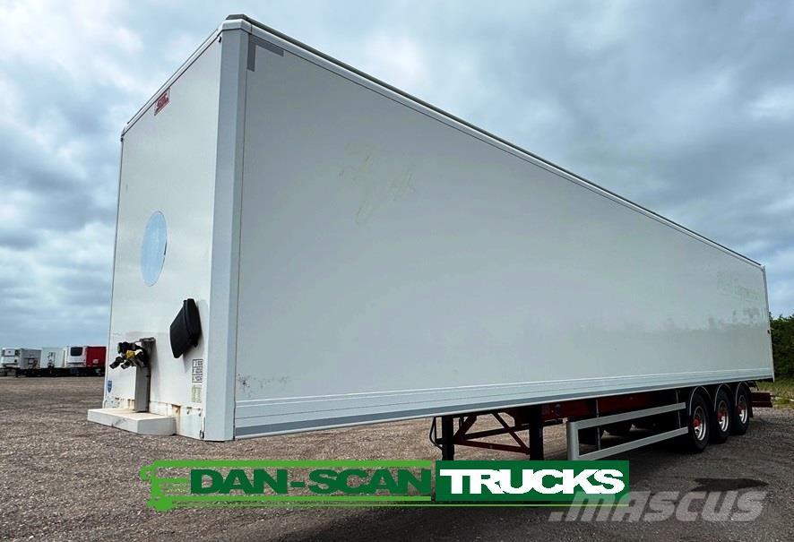 SDC 13,60m boks Dobozos félpótkocsik