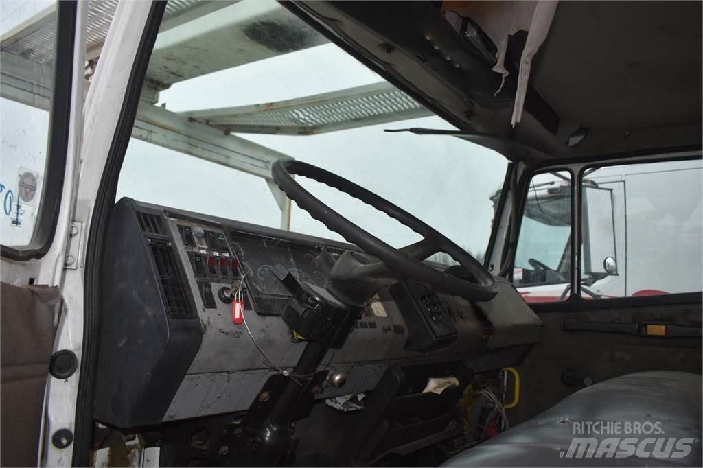 Altec AA755L Rakodó daruk