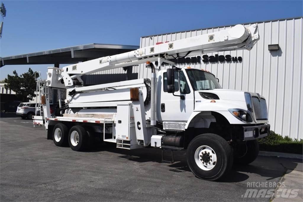 Altec AM900-E100 Teherautóra szerelt emelők és állványok