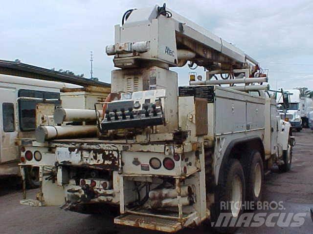Altec D1000BR Mobil fúró teherautók