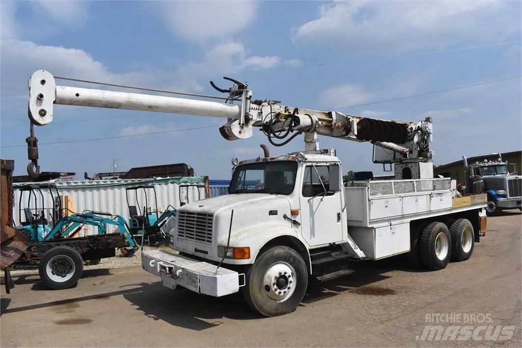 Altec D1090TR Mobil fúró teherautók