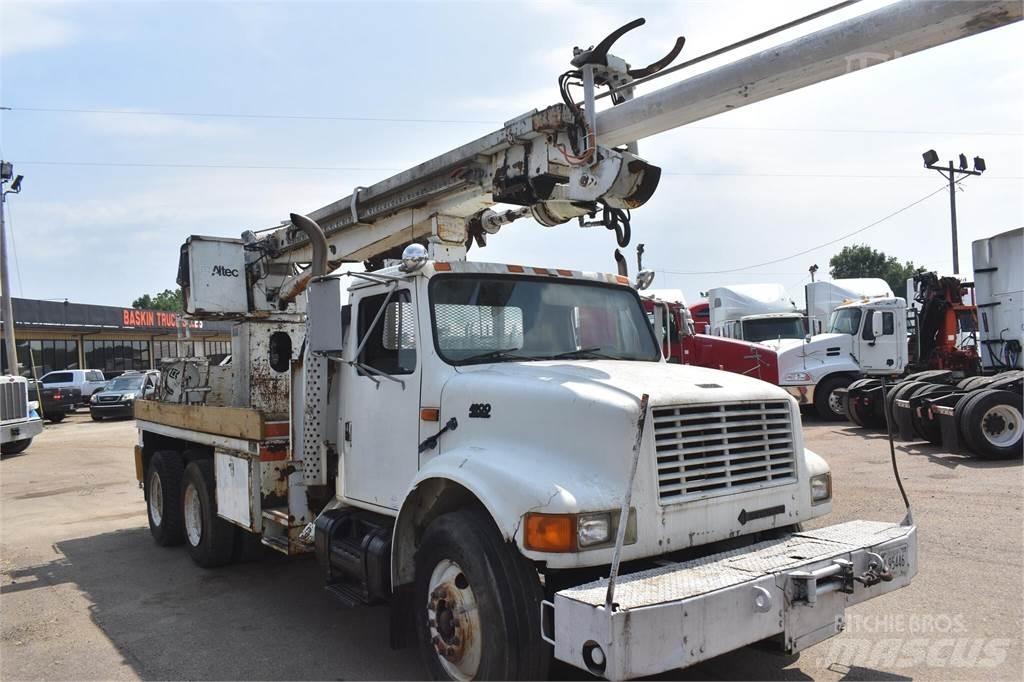 Altec D1090TR Mobil fúró teherautók