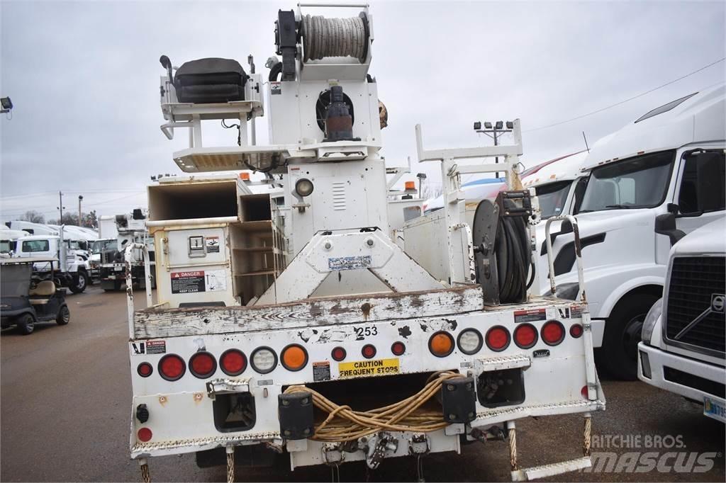 Altec D2045TR Mobil fúró teherautók