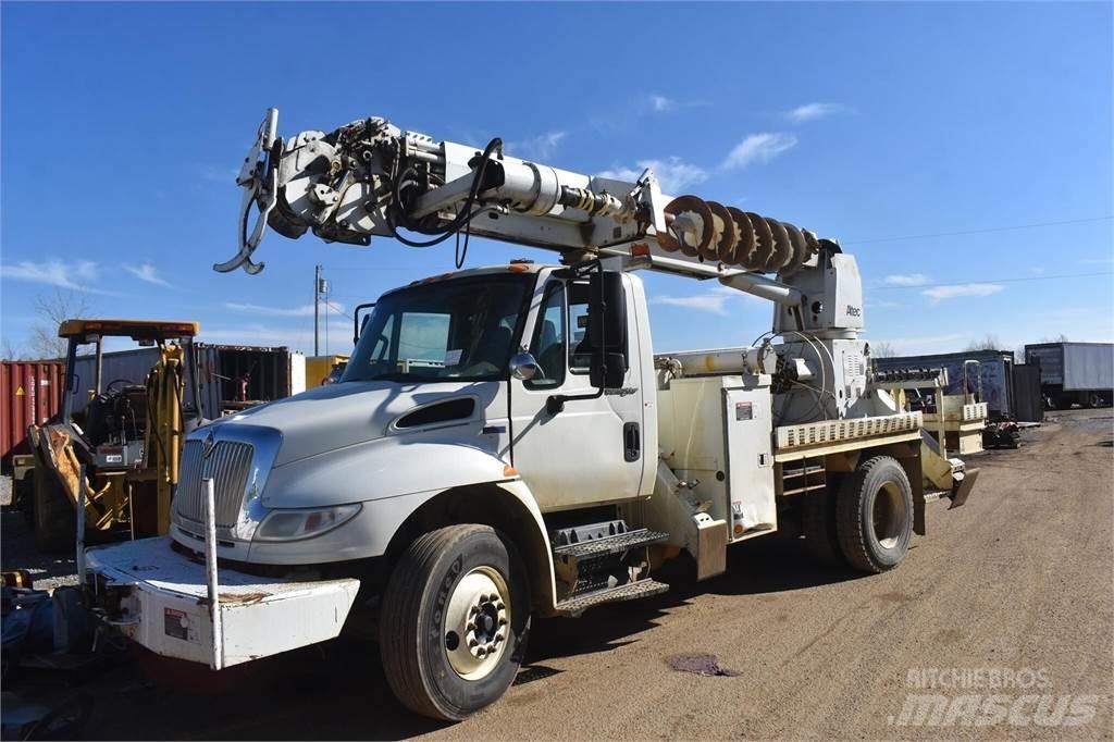 Altec D2045TR Mobil fúró teherautók