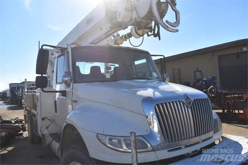 Altec D2045TR Mobil fúró teherautók