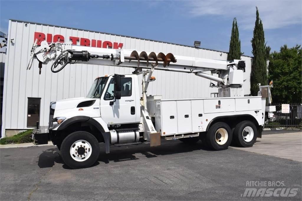 Altec D3060ATR Mobil fúró teherautók