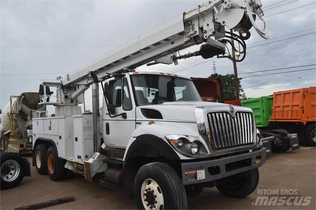 Altec D3060ATR Mobil fúró teherautók