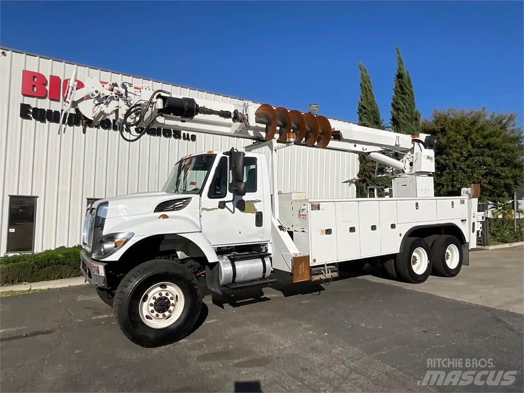 Altec D4065BTR Mobil fúró teherautók