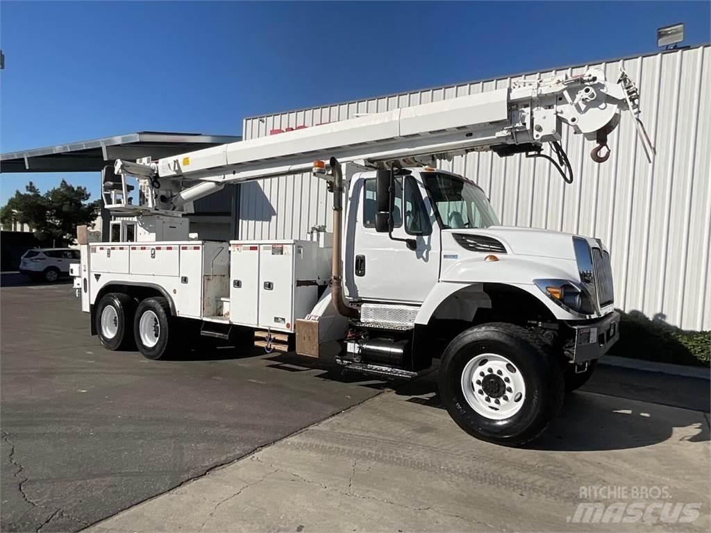 Altec D4065BTR Mobil fúró teherautók