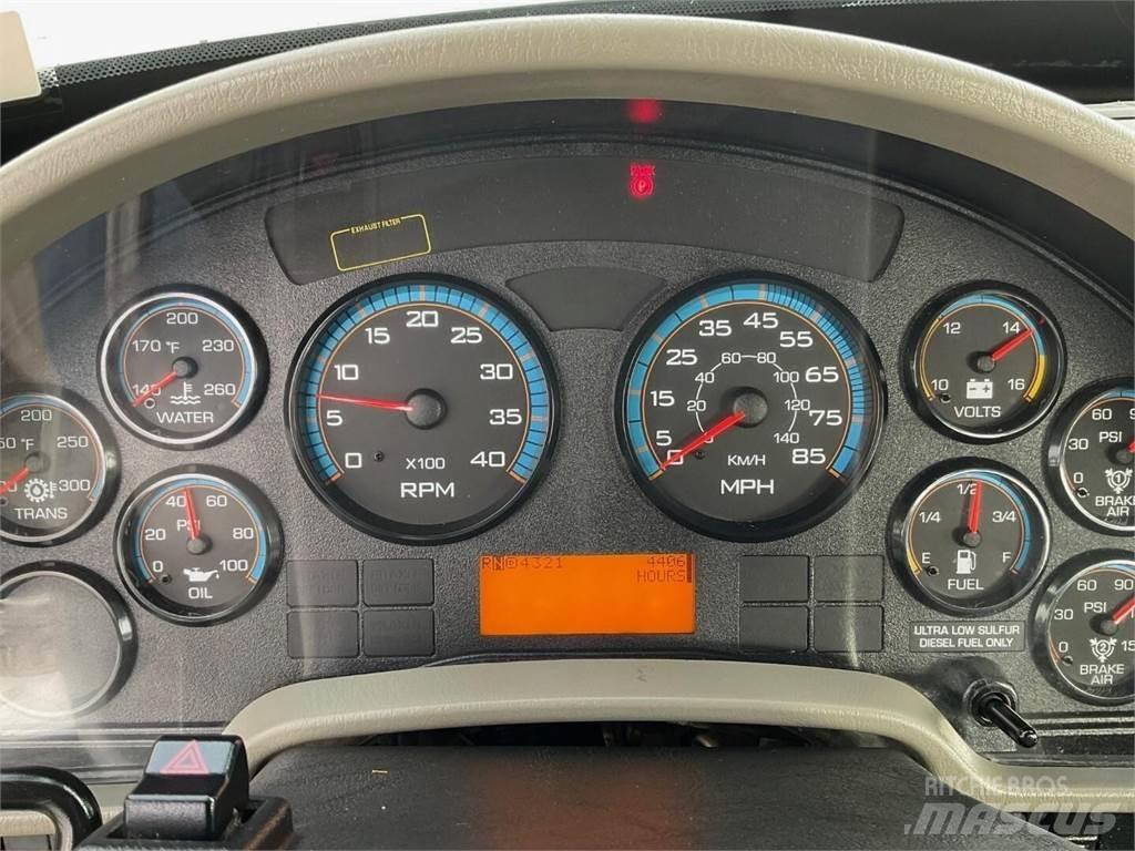 Altec D4065BTR Mobil fúró teherautók