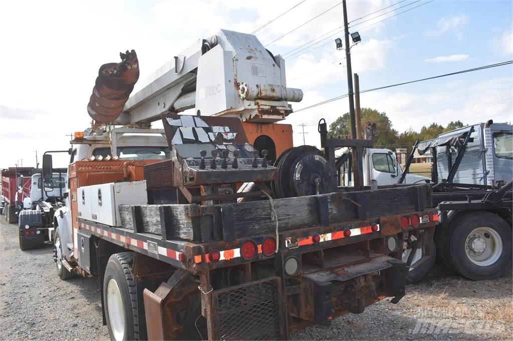 Altec D945B Mobil fúró teherautók