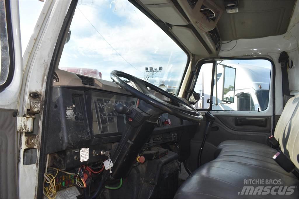 Altec D947TR Mobil fúró teherautók