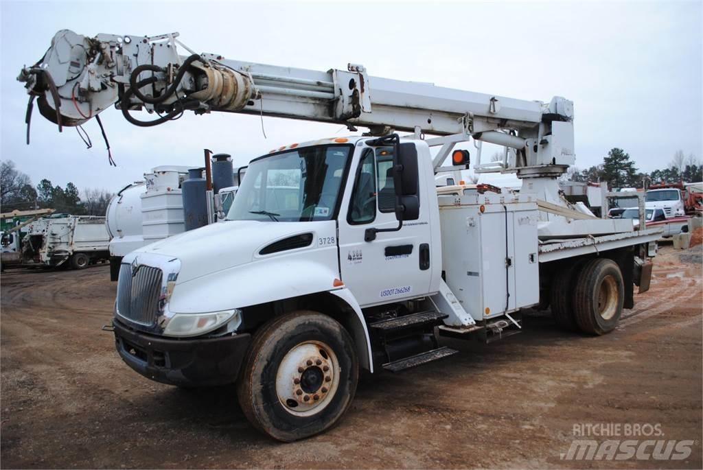 Altec DM47TR Mobil fúró teherautók