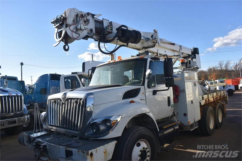 Altec DM47TR Mobil fúró teherautók