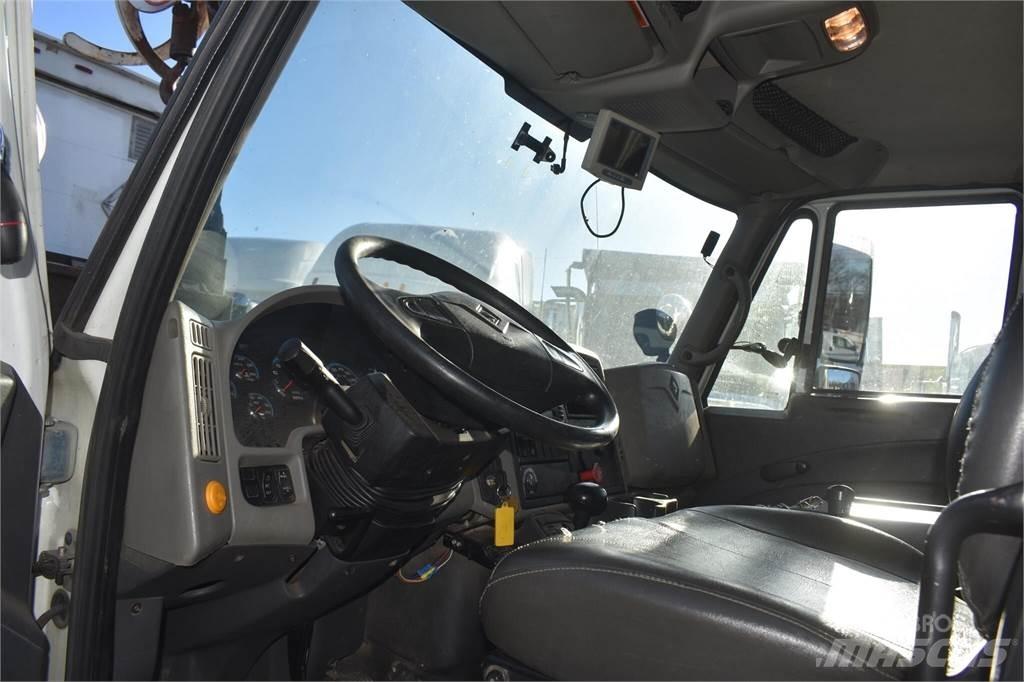 Altec DM47TR Mobil fúró teherautók