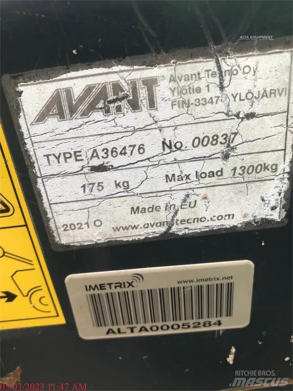Avant 755I Gumikerekes homlokrakodók