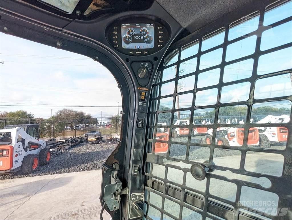 Bobcat T870 Kompaktrakodók