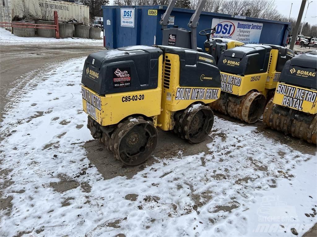 Bomag BMP8500 Vontatott vibrátoros hengerek