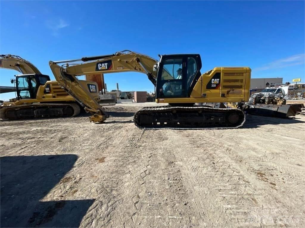 CAT 320 Lánctalpas kotrók