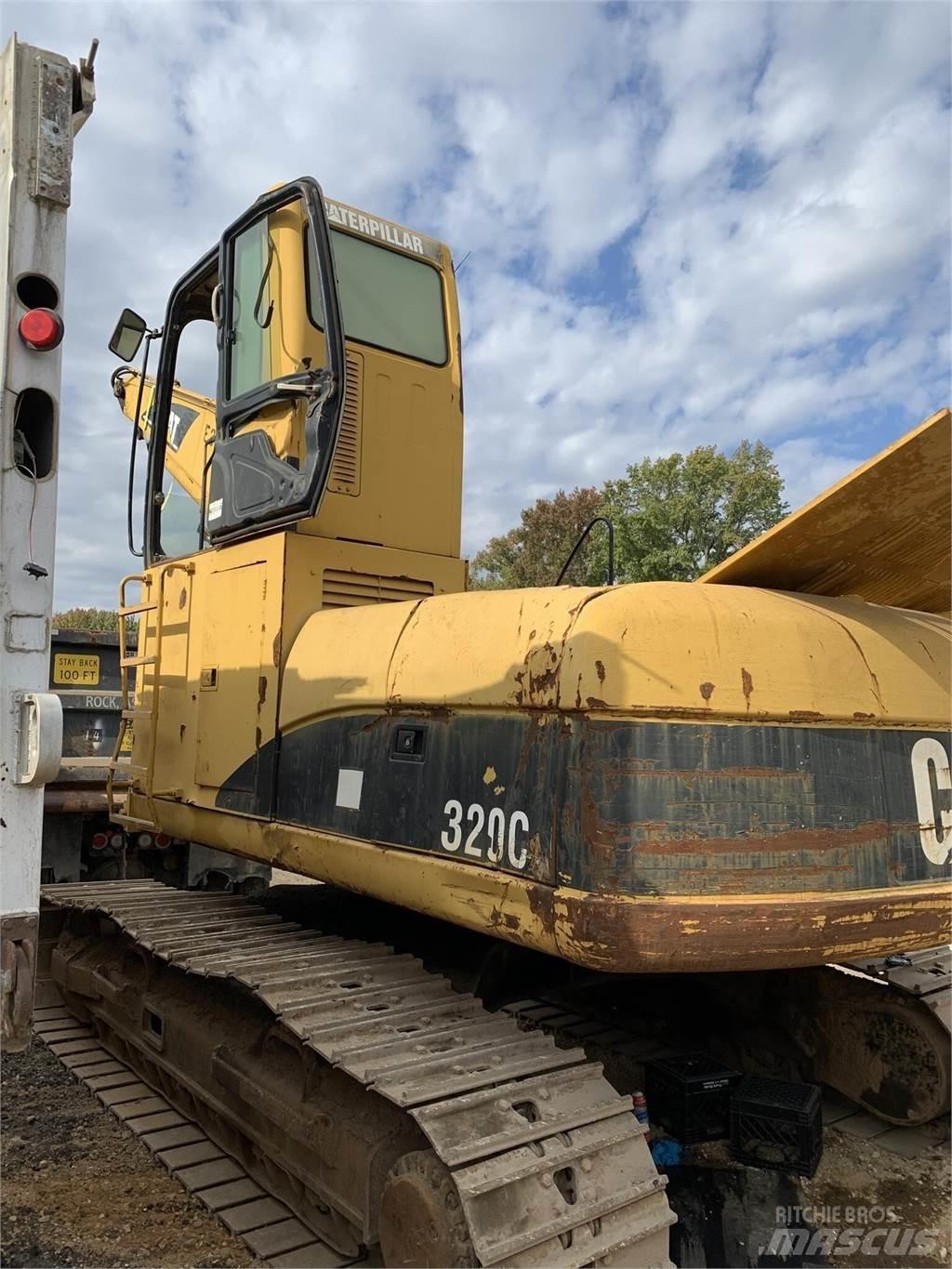 CAT 320C Lánctalpas kotrók