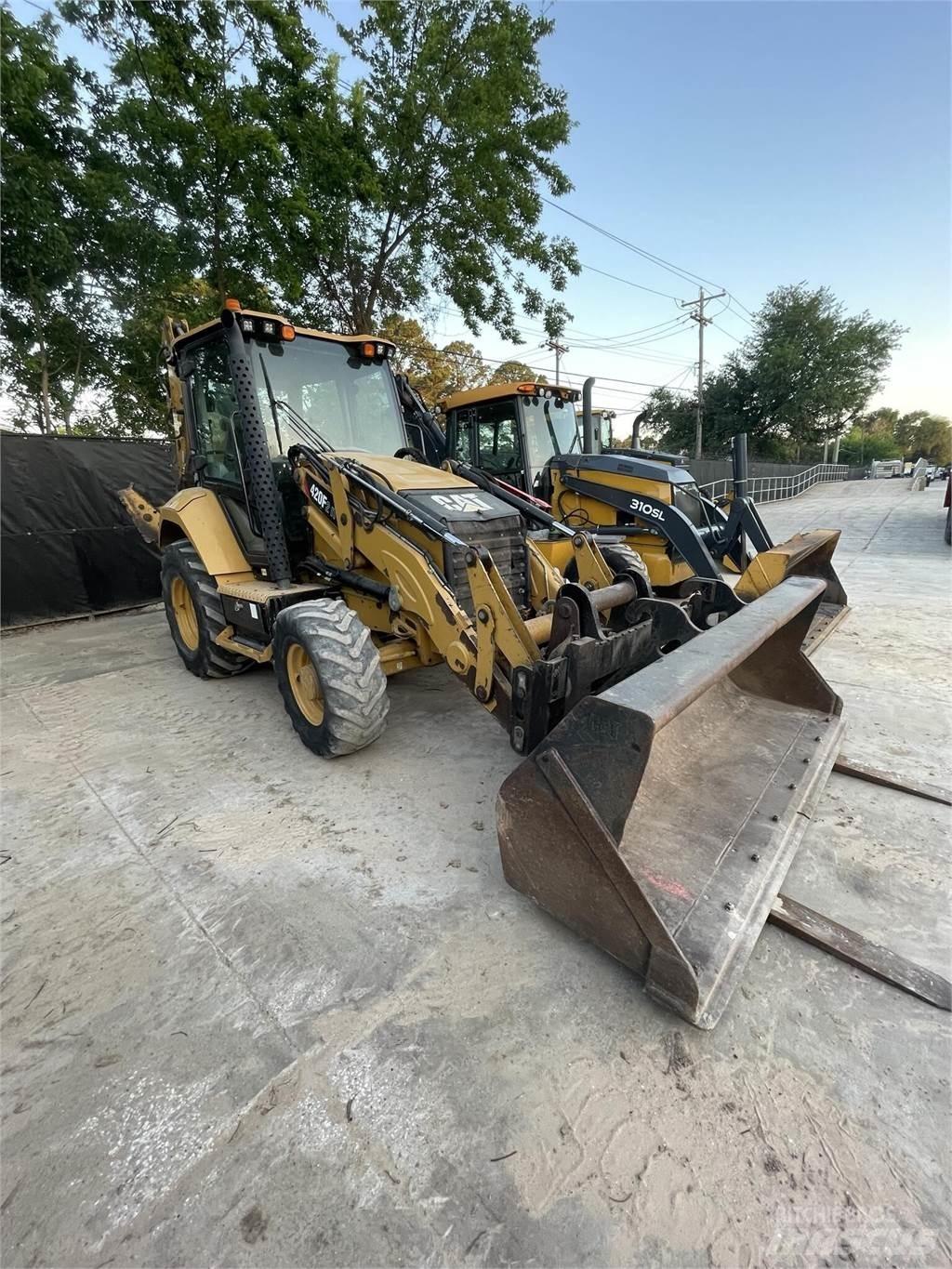 CAT 420F2 IT Kotrórakodók