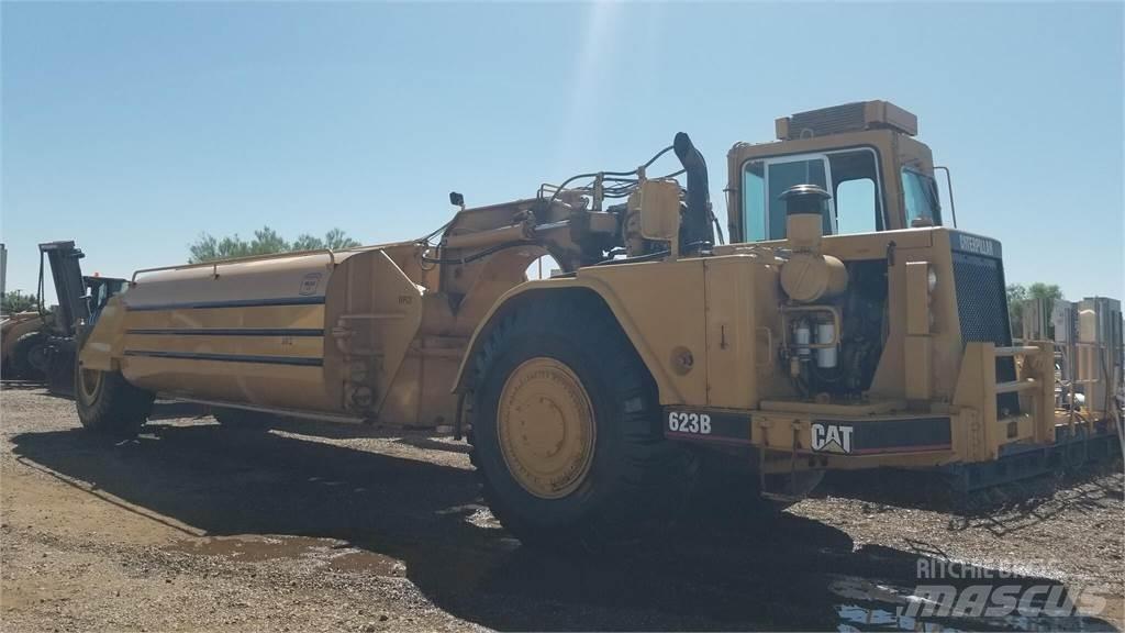 CAT 623B Tartályos pótkocsik