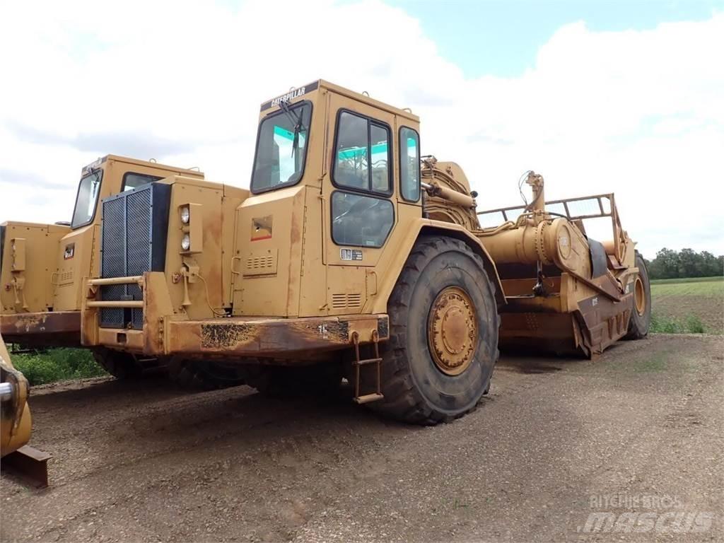 CAT 631E Földnyesők (szkréperek)