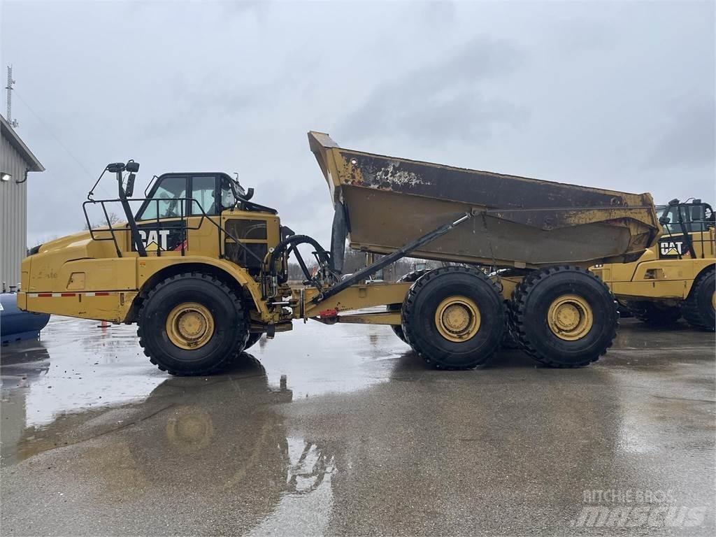 CAT 745C Csuklósdömperek