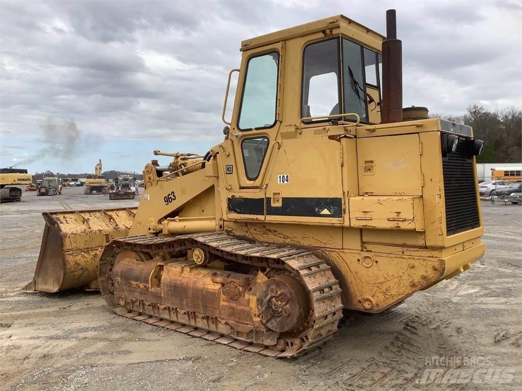 CAT 963 Lánctalpas homlokrakodók