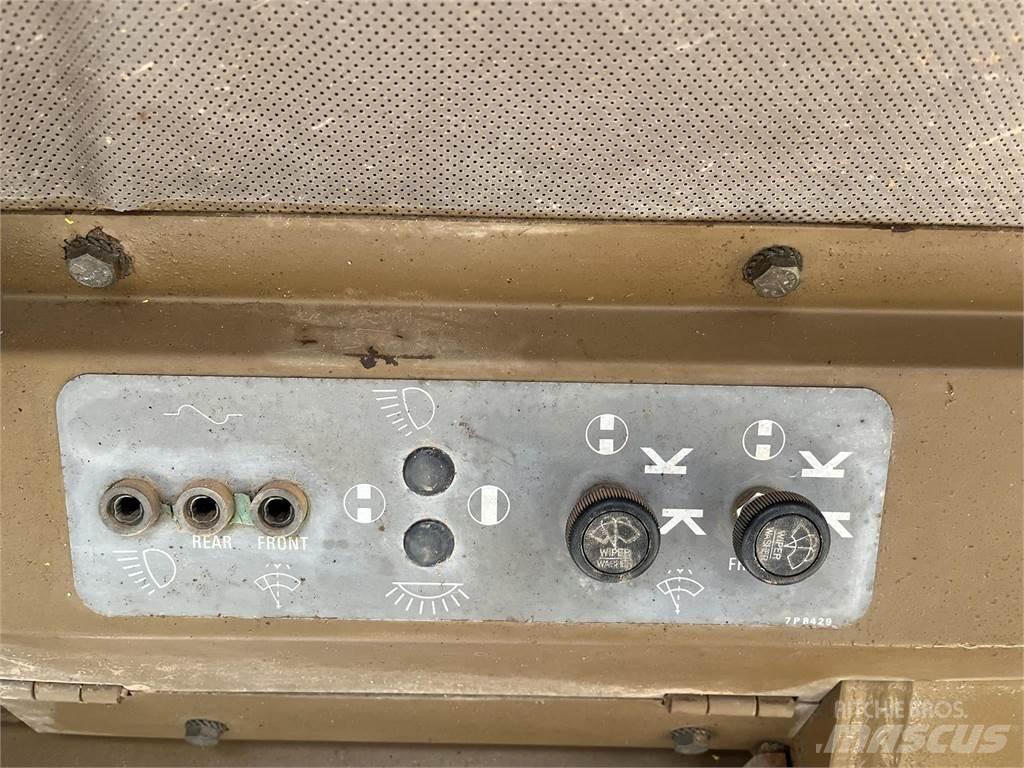 CAT 963 Lánctalpas homlokrakodók