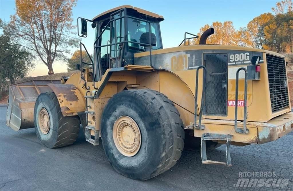 CAT 980G Gumikerekes homlokrakodók
