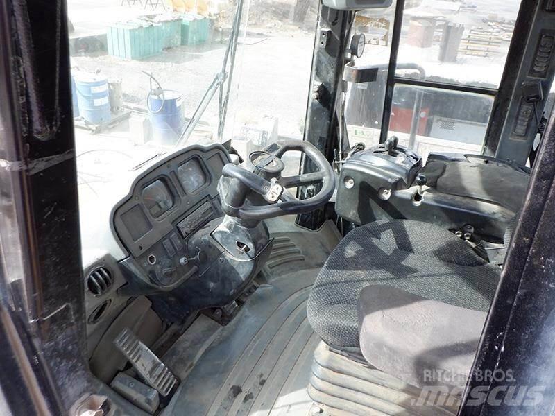 CAT 980G Gumikerekes homlokrakodók