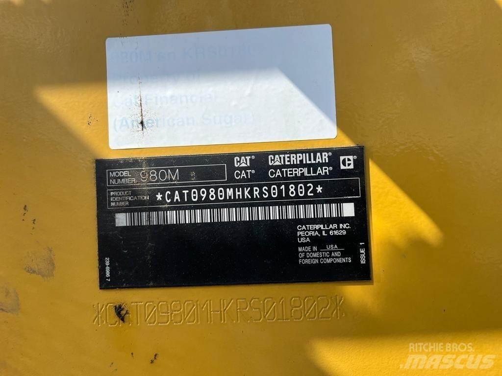 CAT 980M Gumikerekes homlokrakodók