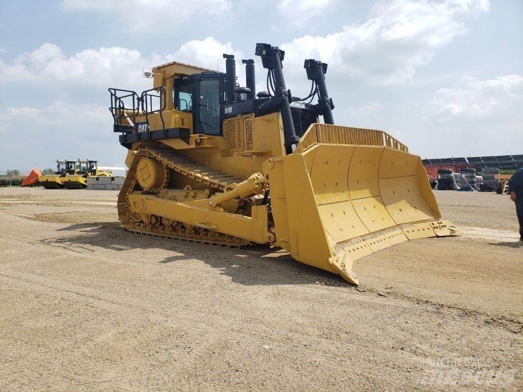 CAT D10T lánctalpas dózerek