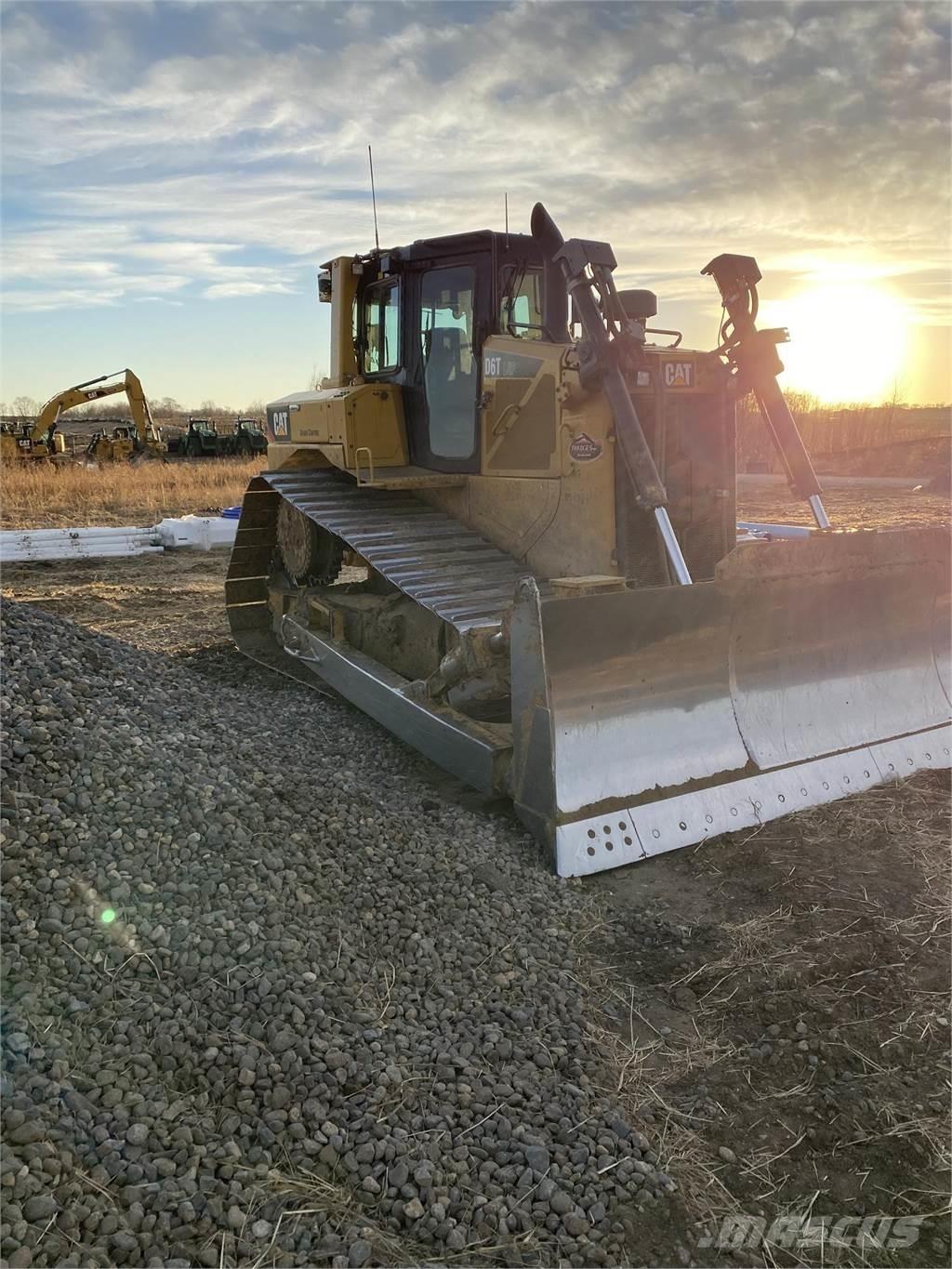 CAT D6T LGP lánctalpas dózerek