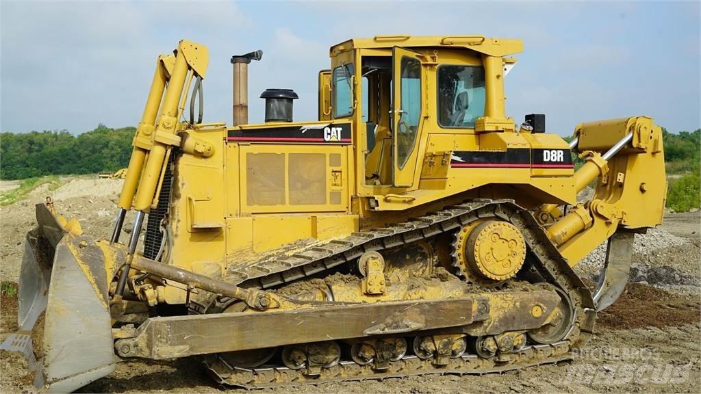 CAT D8R lánctalpas dózerek