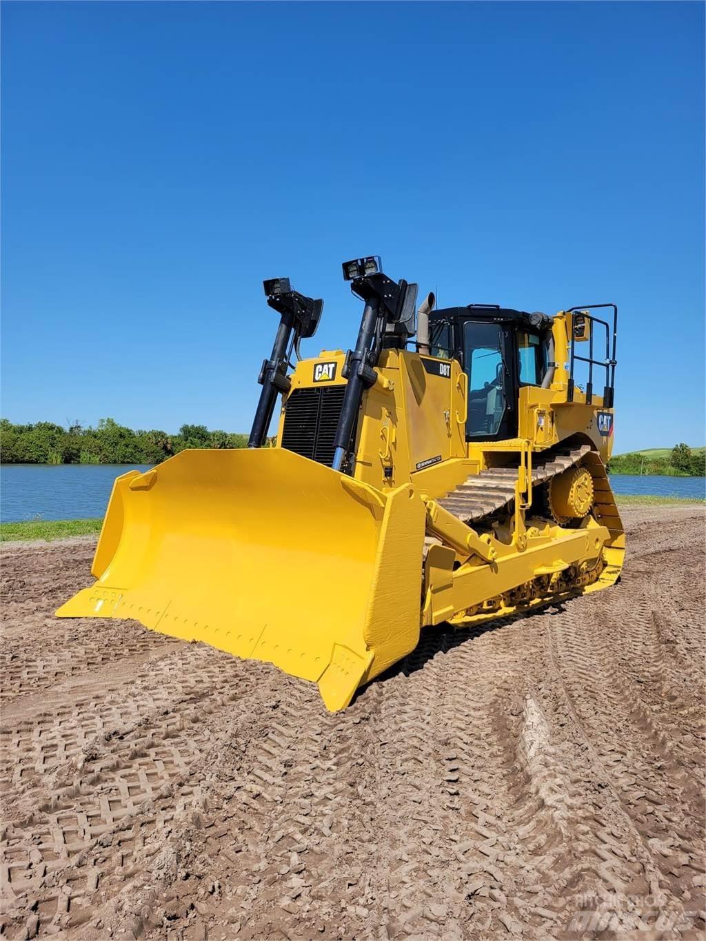 CAT D8T lánctalpas dózerek