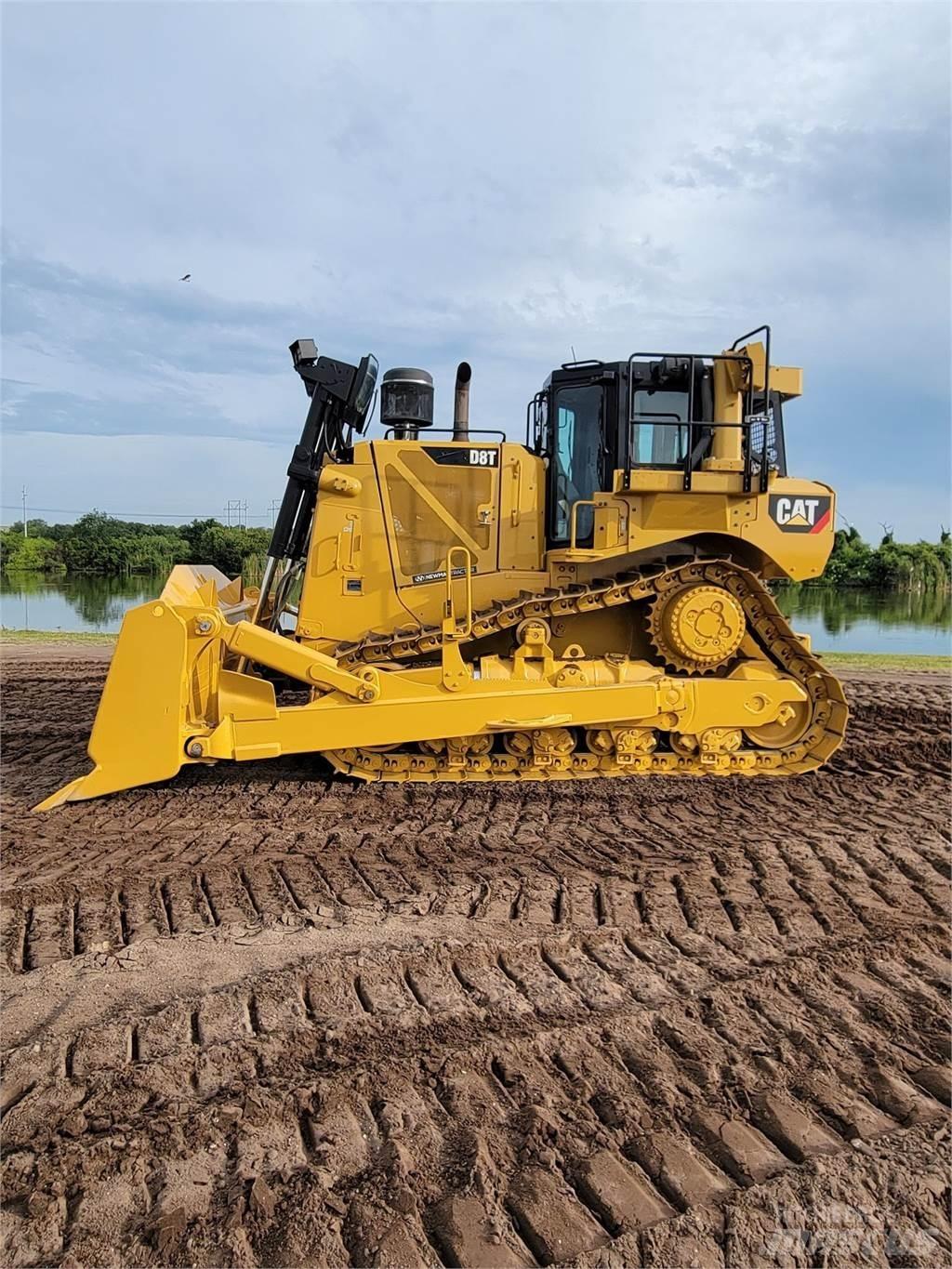 CAT D8T lánctalpas dózerek