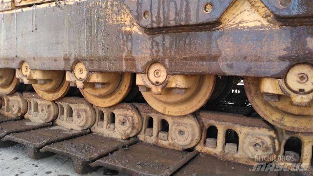 CAT D9H lánctalpas dózerek