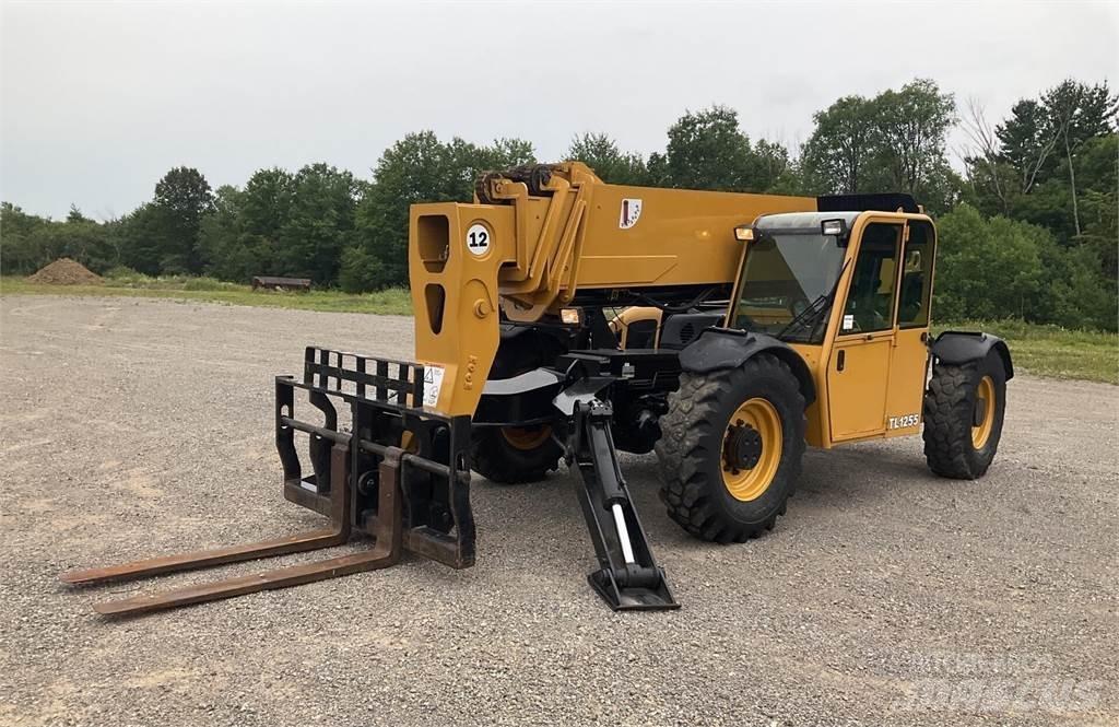 CAT TL1255 Teleszkópos rakodók